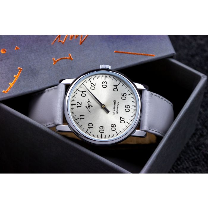 Luch single handed watch best sale