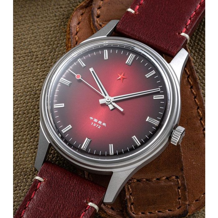 8598G R Tongji Red Star 3 Hand Dress Watch with Cream Dial and Mechanical Movement 8598 R Poljot 24